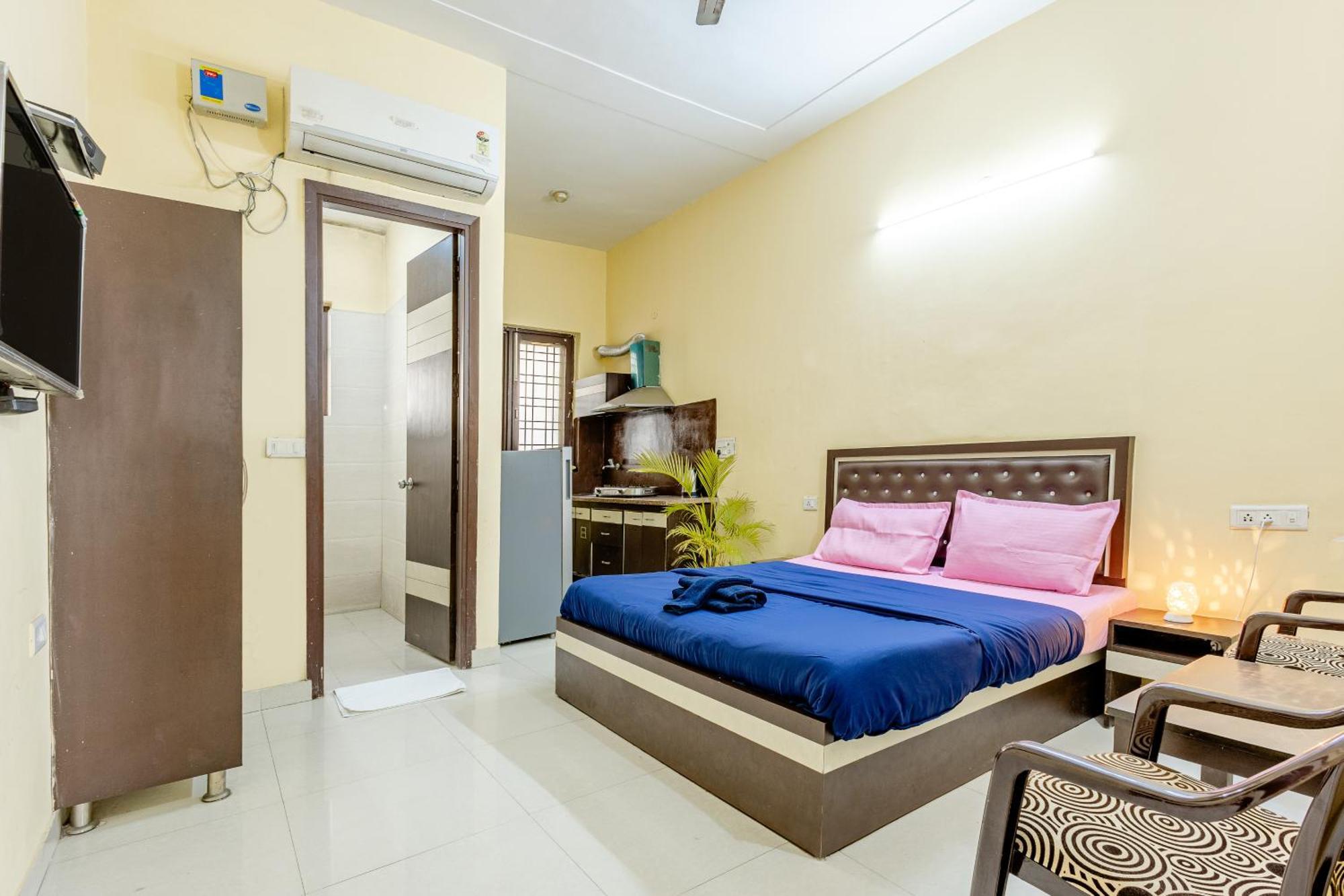 Lime Tree Studio Near Fortis Gurgaon Eksteriør billede