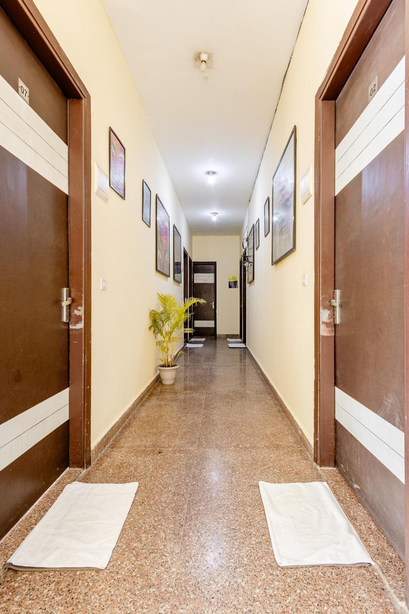 Lime Tree Studio Near Fortis Gurgaon Eksteriør billede