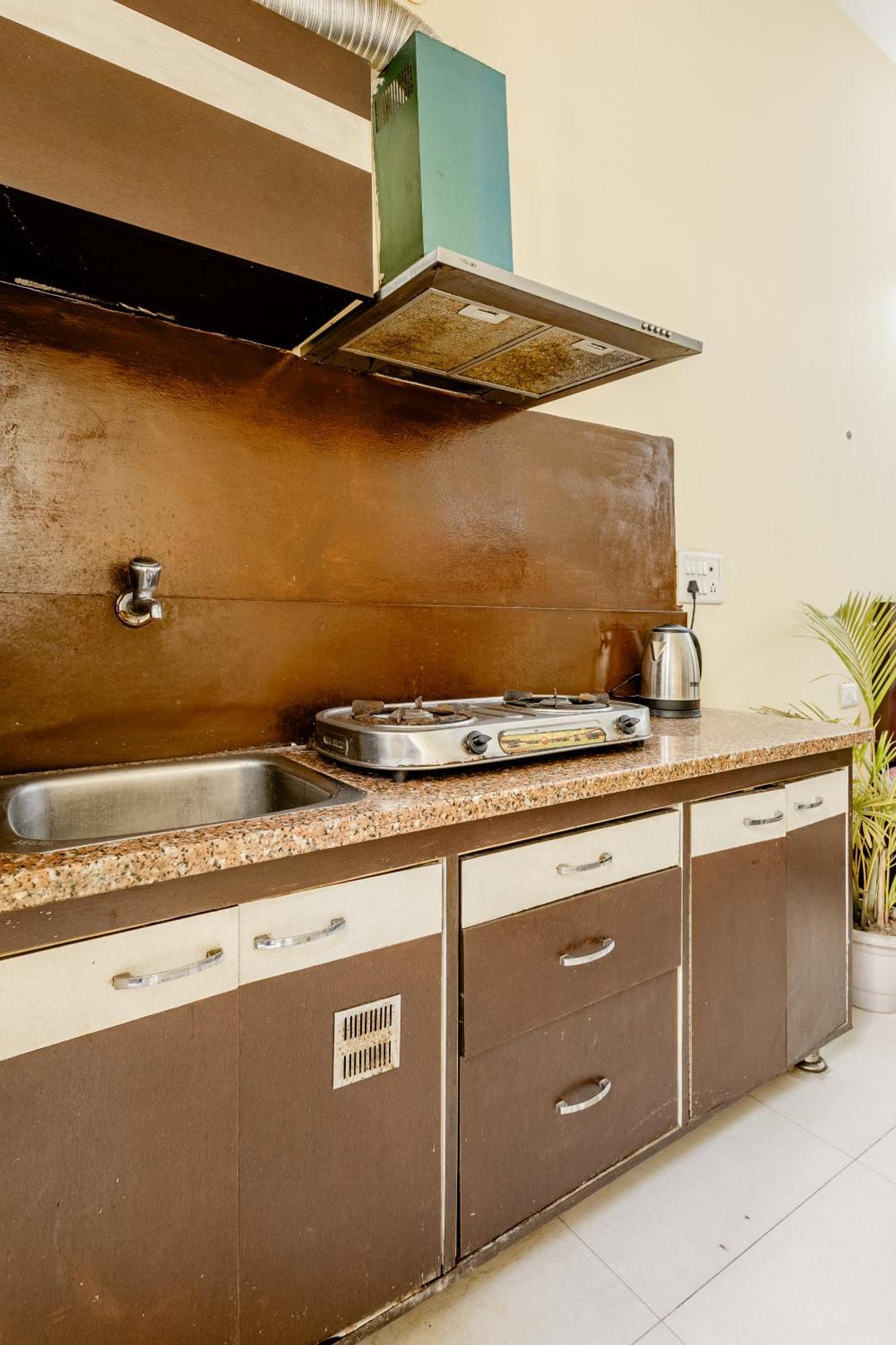 Lime Tree Studio Near Fortis Gurgaon Eksteriør billede